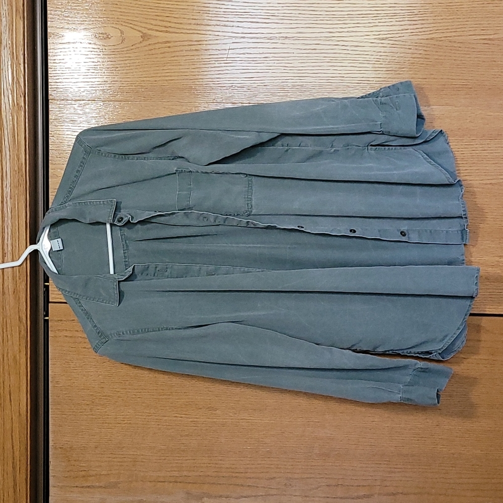 Relaxed Green Button Up
